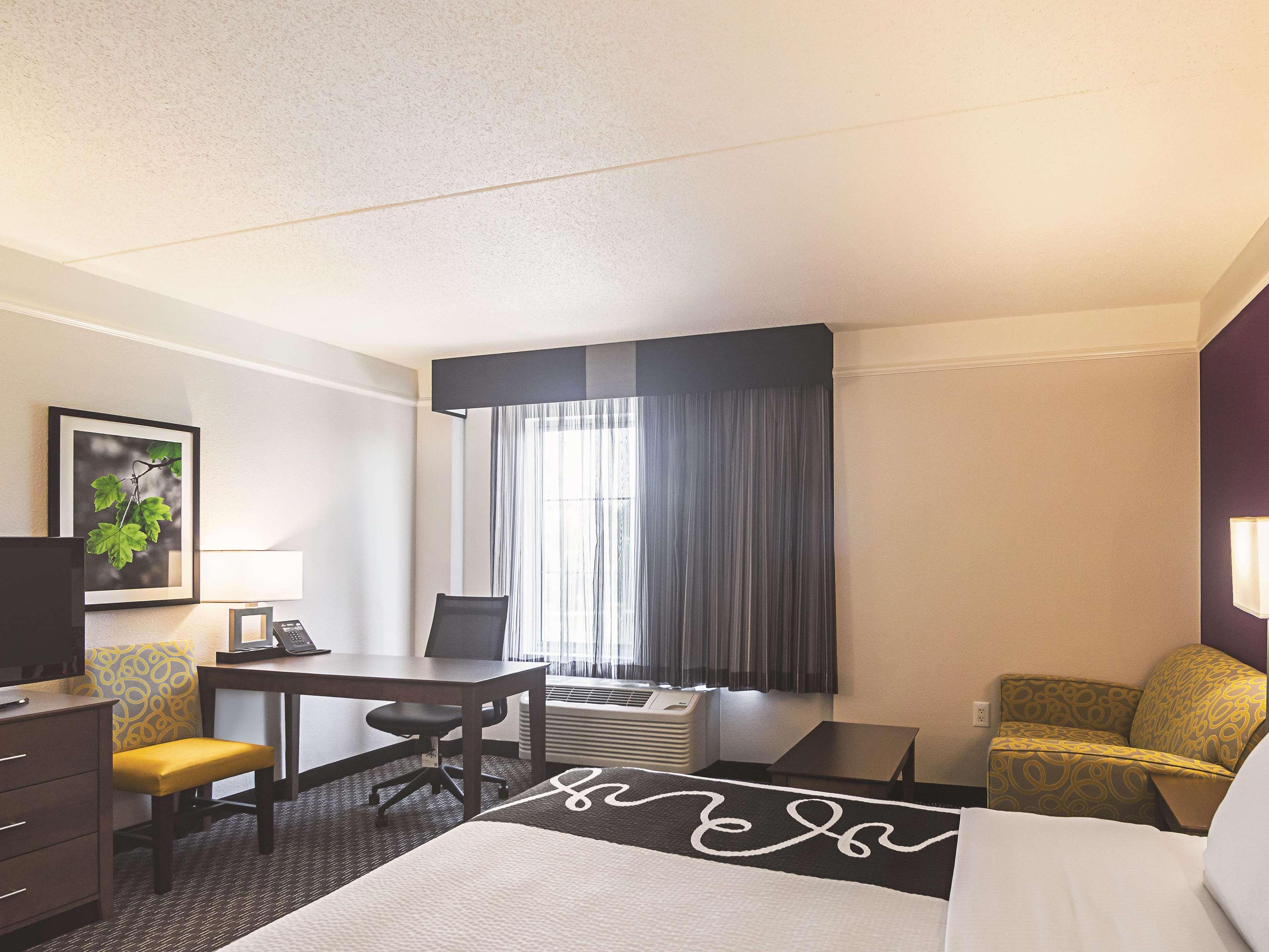 La Quinta By Wyndham Oklahoma City - Nw Expwy Exterior foto